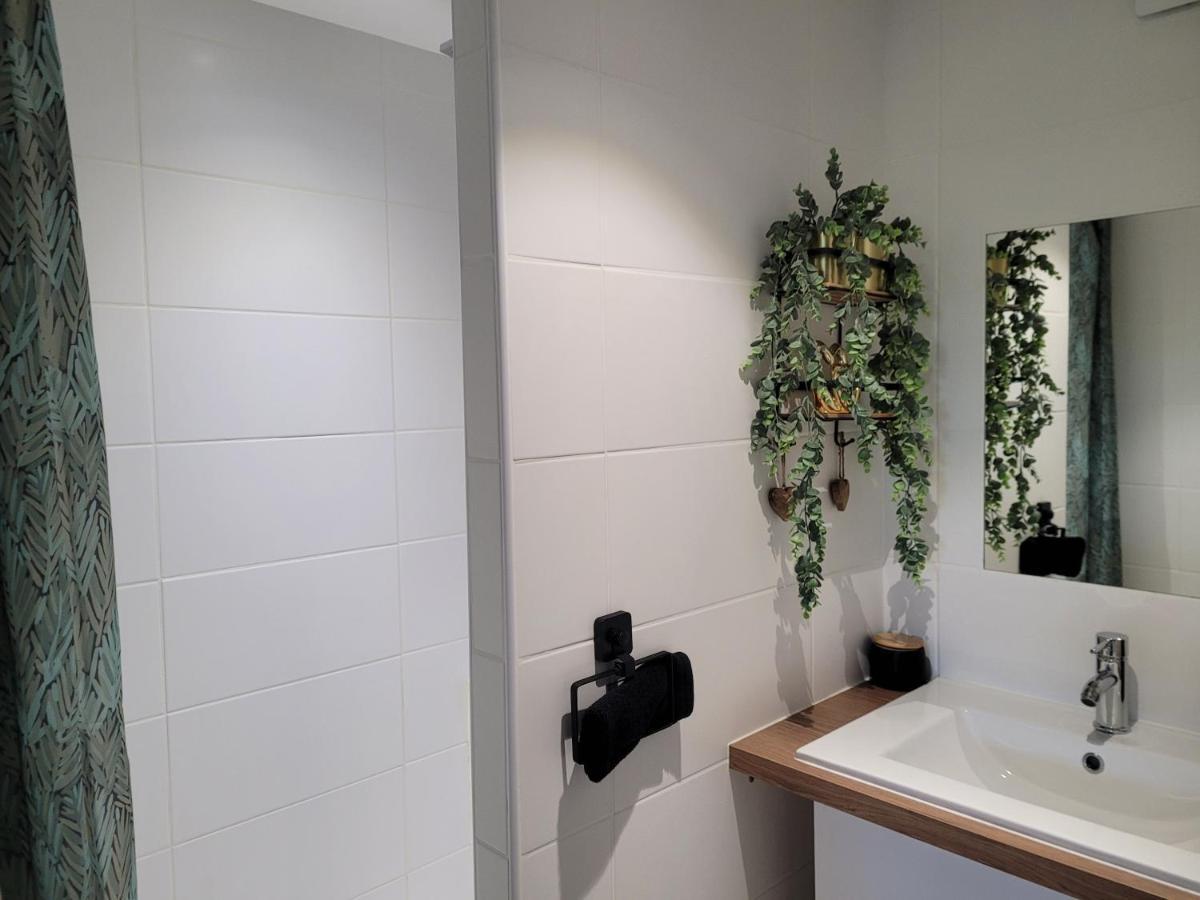Suite & Spa Just Dream 28 Six-Fours-les-Plages Exteriör bild