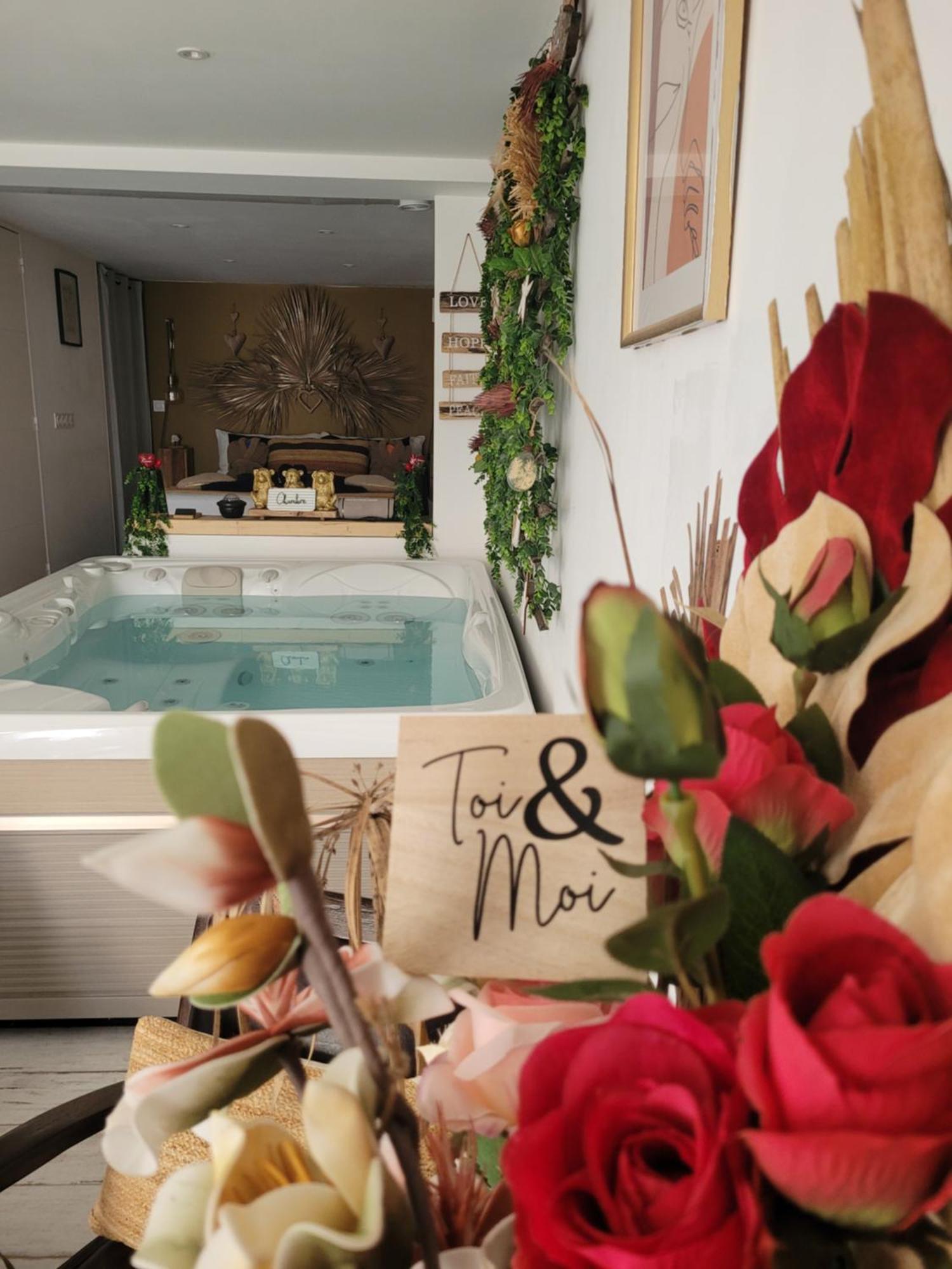 Suite & Spa Just Dream 28 Six-Fours-les-Plages Exteriör bild